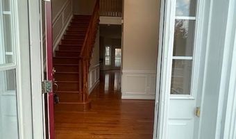 2907 DUMAS St, Alexandria, VA 22306