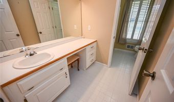 114 Valley Farm Ln, Acworth, GA 30102