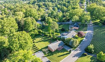 190 NE Crestview Dr, Abingdon, VA 24210