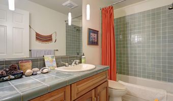 4040 Wispen Cir, Anchorage, AK 99517