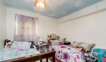 2057 GROVE St, Allentown, PA 18104