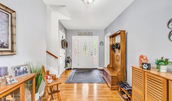 1391 Turner St, Auburn, ME 04210