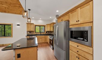 150 COLLEGE HEIGHTS Ct, Accident, MD 21520