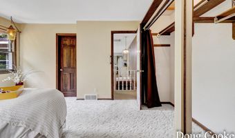 10574 88th Ave, Allendale, MI 49401