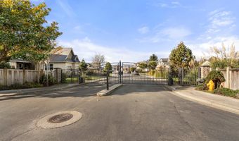 7208 EDGE CLIFF Dr, Brookings, OR 97415