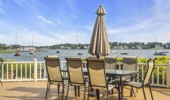 99 Holly Ln, Bayville, NJ 08721