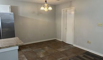 308 N Grove Circle Cir, Brandon, MS 39047