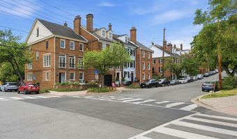 601 WILKES St 301, Alexandria, VA 22314