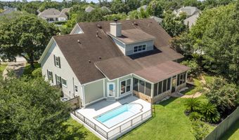 2004 Claudette Ct, Biloxi, MS 39531