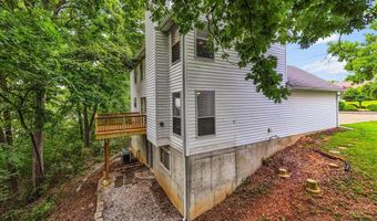 404 Arbor Spring Dr, Ballwin, MO 63021