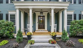 14 Aspen Ln, Bedford, NH 03110