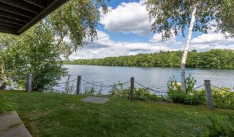 51 River Front Dr 3, Manchester, NH 03102