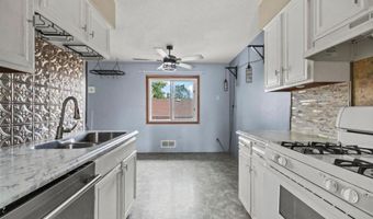 7403 142nd Street Ct, Apple Valley, MN 55124