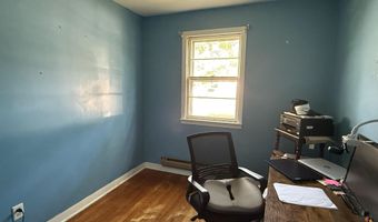 20 Tracy Dr, Burlington, VT 05408