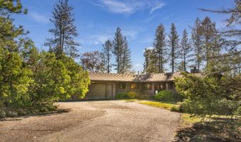 1045 Summit Lake Dr, Angwin, CA 94508