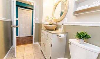 835 CLIFTON Ave, Arnold, MD 21012