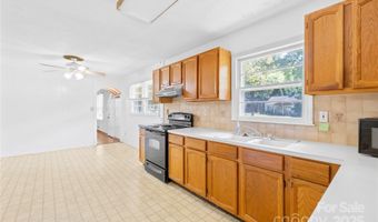 1955 Arnold Dr, Charlotte, NC 28205