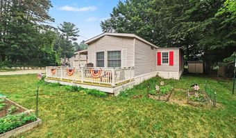 17039 3rd St, Arcadia, MI 49613
