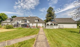 9 University Pl, Amsterdam, NY 12010