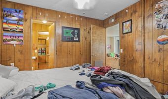 5722 Happy Valley Rd, Anderson, CA 96007