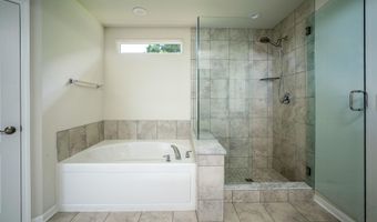 2825 Dillon Dr, Ann Arbor, MI 48105
