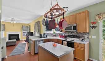 29 WALDEN Ln, Dover, DE 19904