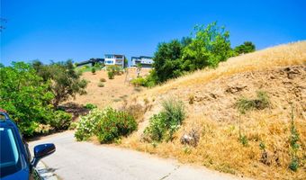 1938 N Phillips Way, Los Angeles, CA 90042