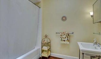 221 Surrey Cir, Aiken, SC 29801