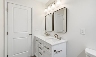 5 Adrift Ave, Barnegat, NJ 08005