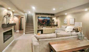 1008 Jade Ct, Aberdeen, SD 57401