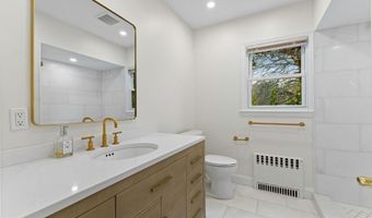 11 Gregory Rd, Cos Cob, CT 06807