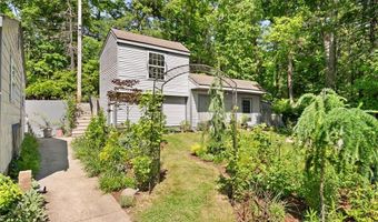 107 Spring Grove Rd, Glocester, RI 02814