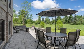 5636 Meadow Ln, Ann Arbor, MI 48105