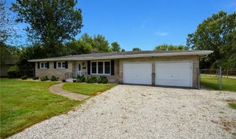 139 Factory Dr, Austin, IN 47102