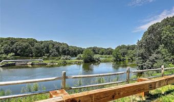 59 Booth Ave, East Providence, RI 02915