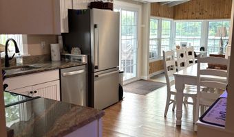 93 E Huntress Pond Rd, Barnstead, NH 03225