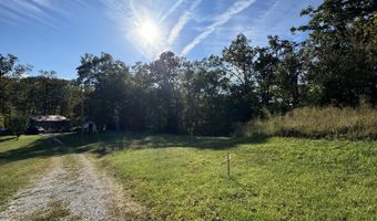 1 Mooretown Hill Rd, Beattyville, KY 41311