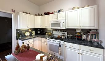 7312 Apple Cross Cir, Avon, IN 46123