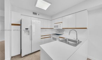 3600 Mystic Pointe Dr 1816, Aventura, FL 33180