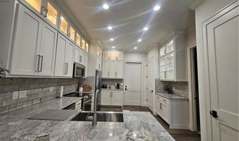 97 Perth Dr A, Bella Vista, AR 72715