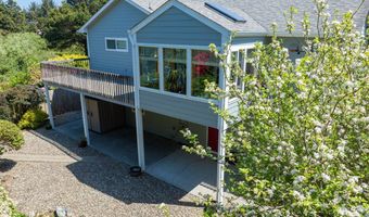 3956 BEACH LOOP Dr SW, Bandon, OR 97411