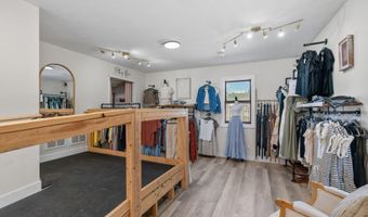 623 E Main St, Anoka, MN 55303