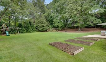 3012 Delcourt Dr, Decatur, GA 30033
