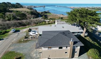 360 2ND St, Bandon, OR 97411