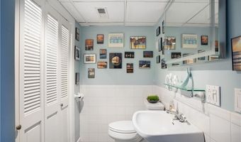 110 Rocky Hollow Rd, East Greenwich, RI 02818