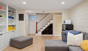 62 SOUTHGATE Ave, Annapolis, MD 21401