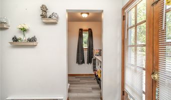 3832 Edinburgh Dr, Austintown, OH 44511