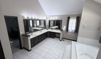 3621 Bunker Hill Dr, Algonquin, IL 60102