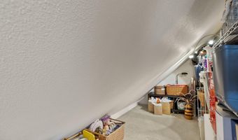 3192 NW Golf View Dr, Bend, OR 97703
