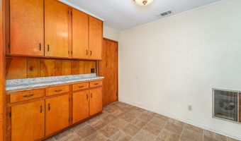 102 Lucerne, Baxley, GA 31513